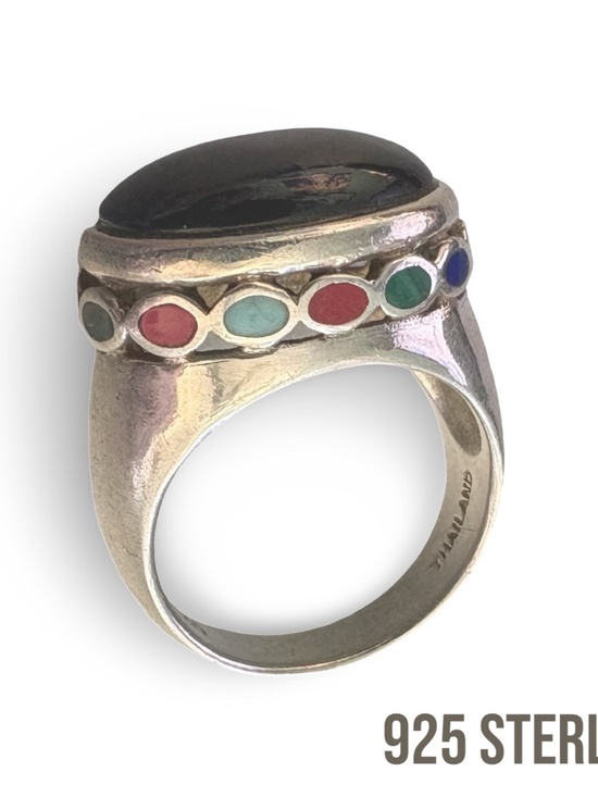 Vintage Jewelry - Vintage Sterling Silver Cabochon Onyx and Multi-Stone Inlay Ring. SZ  6.75